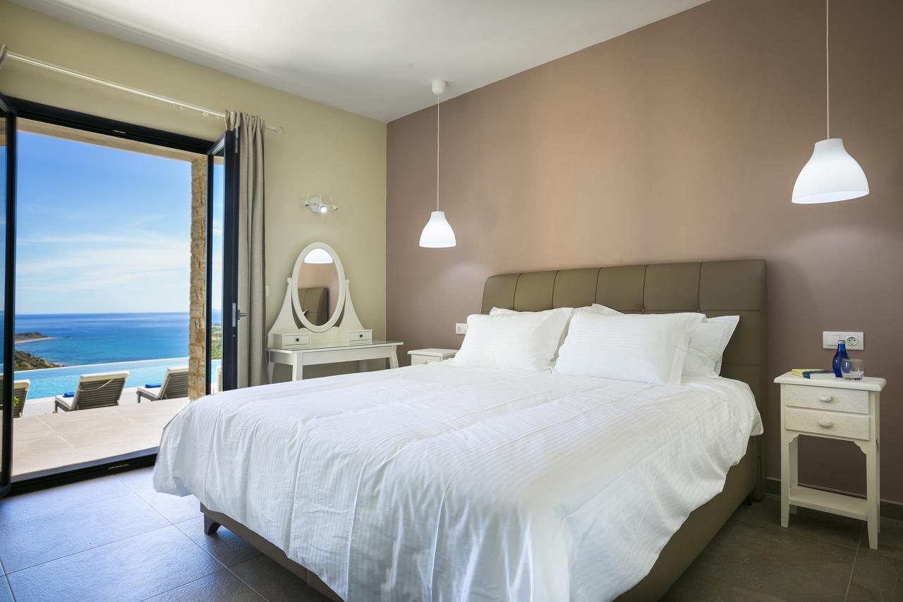 Kaminia Blu Vila Ratzaklíon Exterior foto